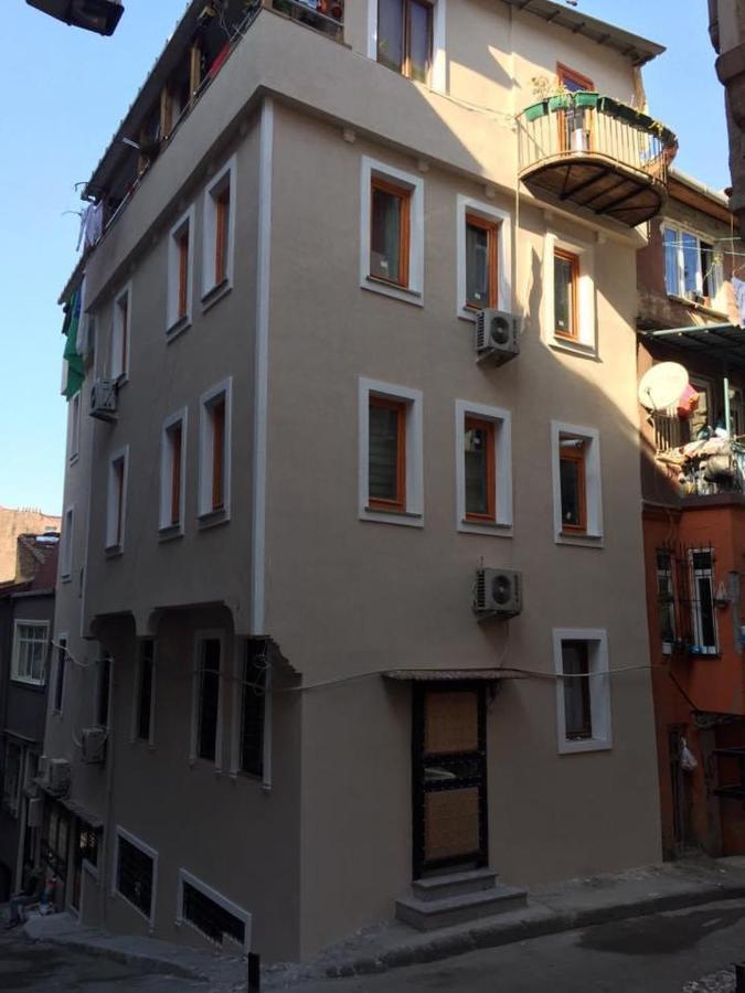 Nelly Guesthouse Istanbul Exterior photo