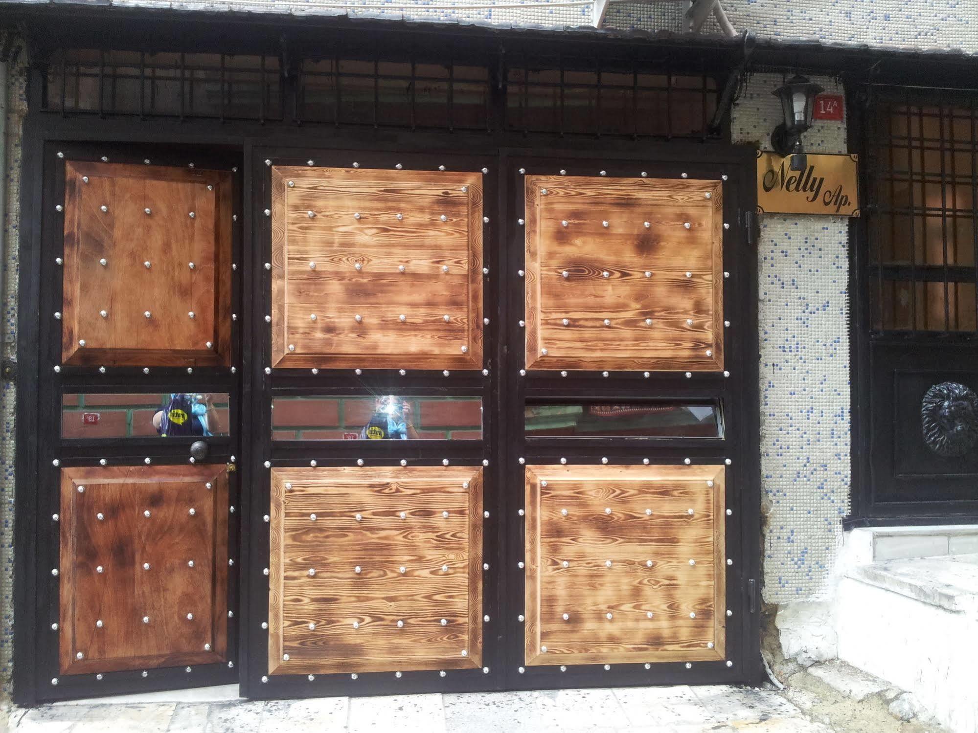 Nelly Guesthouse Istanbul Exterior photo